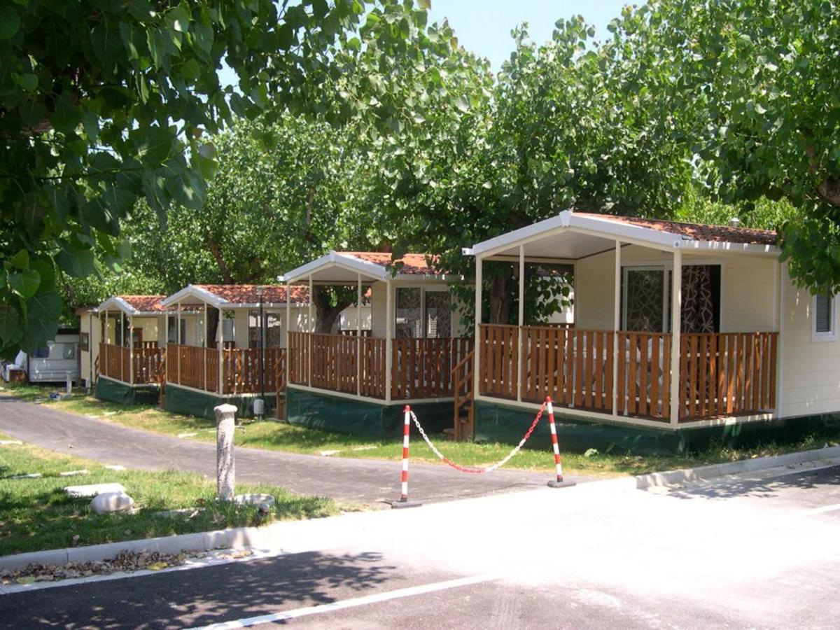L'Oasi Di Lulu' Hotel Senigallia Buitenkant foto